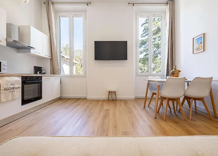 Le Cosy Un Havre De Paix Pres De La Croisette * カンヌ